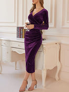 Women's V-Neck Velvet Bodycon Midi Evening Dress - Purple