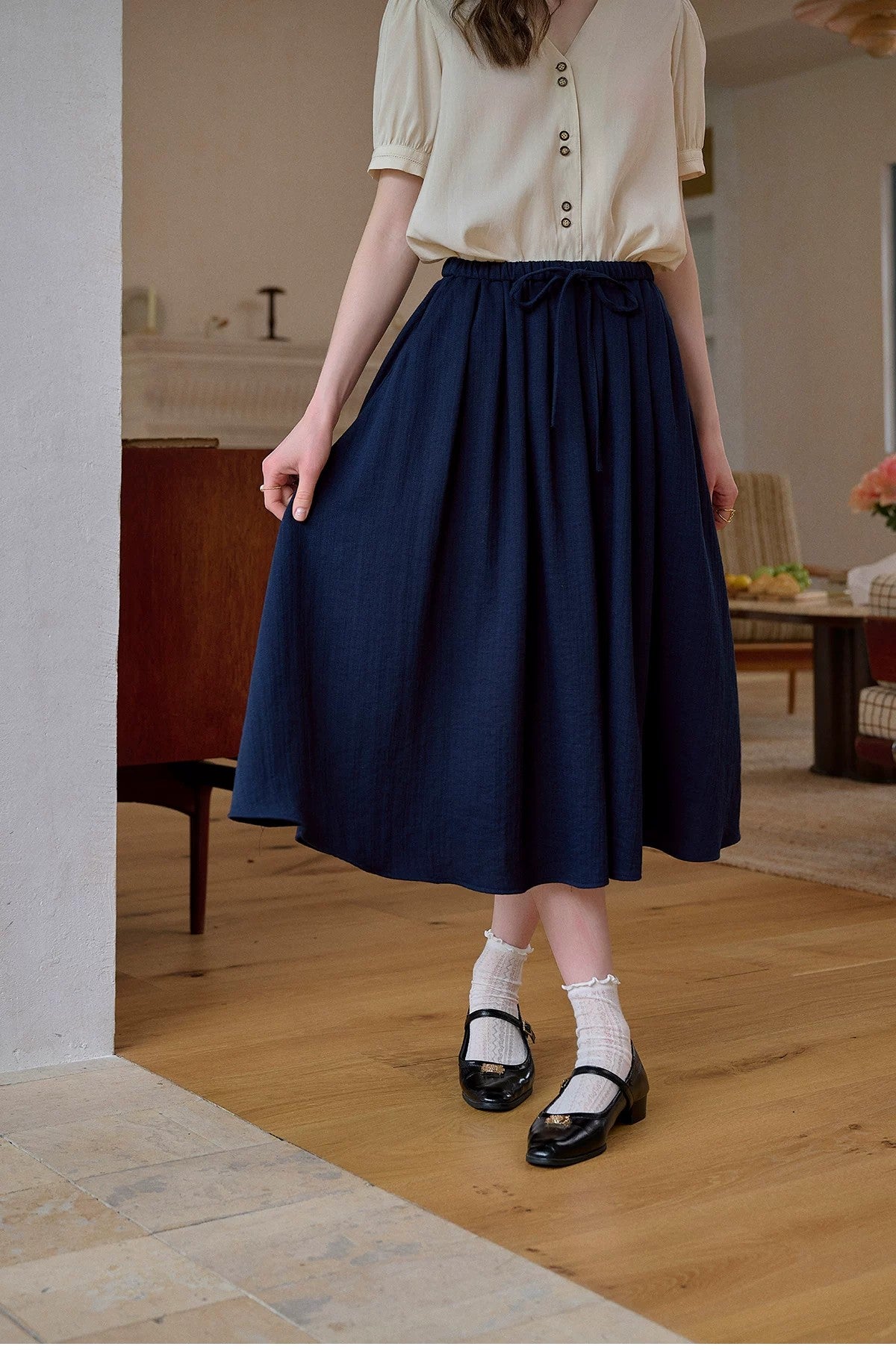 Vintage Commute Women French Elegant V Neck Linen Two Piece Set Matching Cropped Top and Skirt Retro Temperament Outfit Daily Casual Linen Matching Set