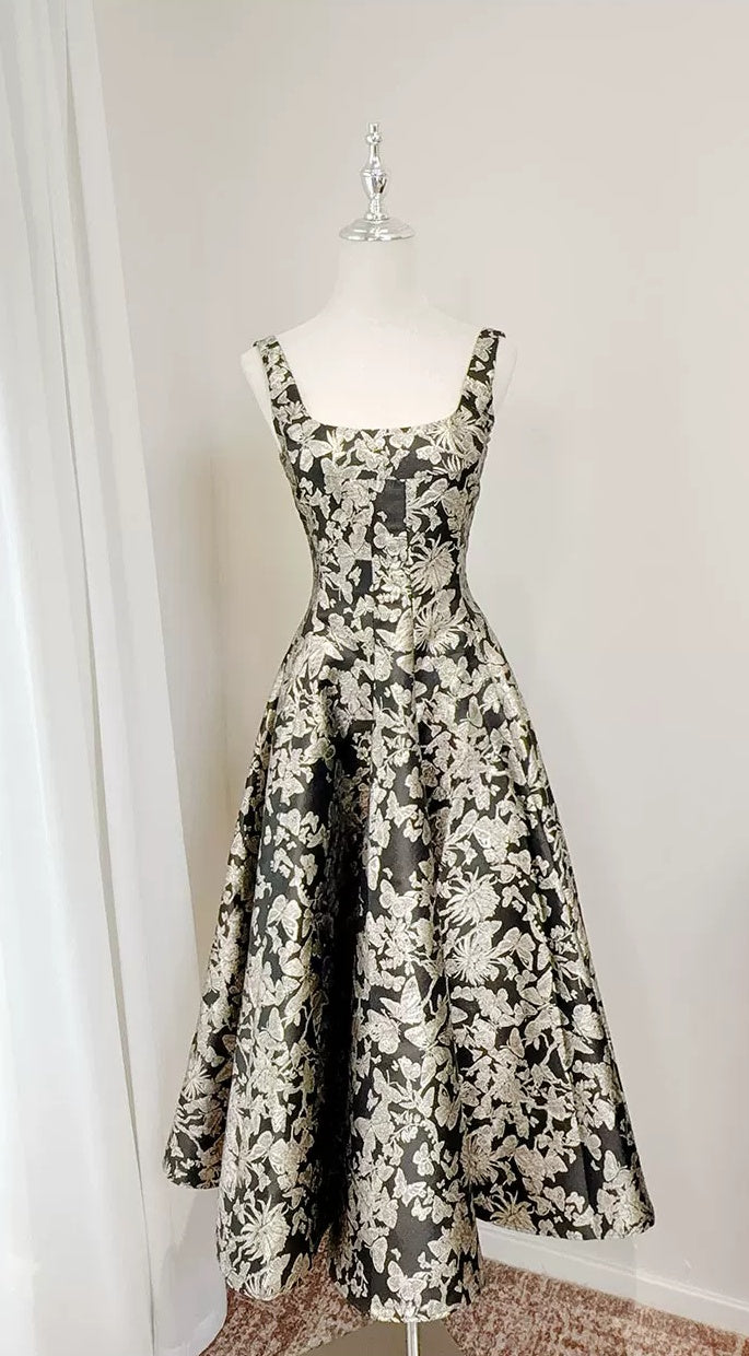 Black and Gold Botanical Jacquard Cocktail Dress - garment detail