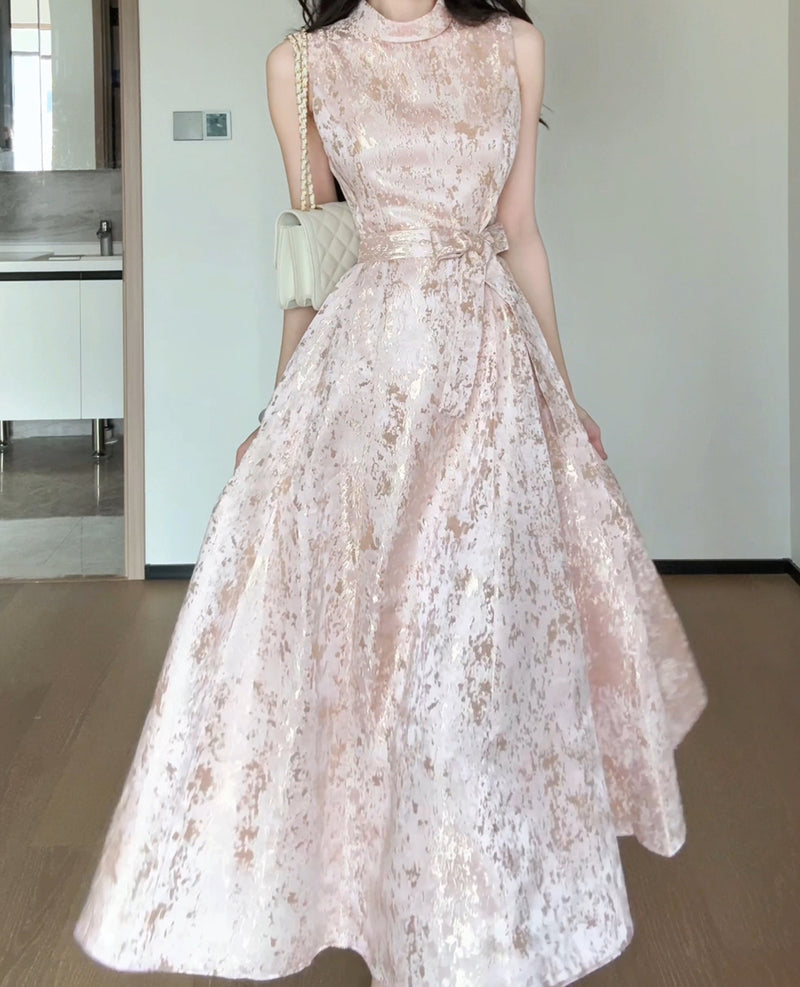 Pink Metallic Jacquard Fit-and-Flare Midi Dress - garment detail
