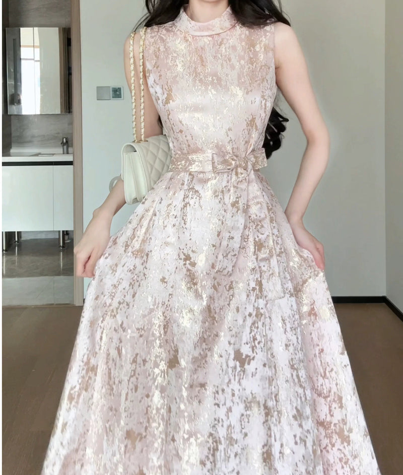 Pink Metallic Jacquard Fit-and-Flare Midi Dress - garment detail