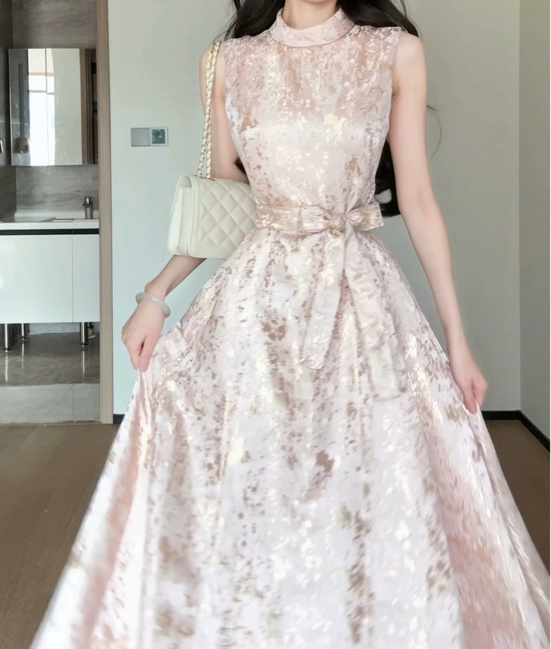 Pink Metallic Jacquard Fit-and-Flare Midi Dress - garment detail