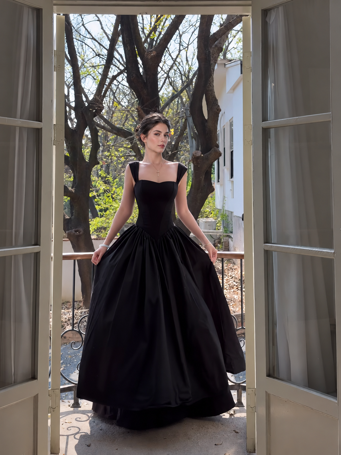 Black Fitted Evening Maxi Dress - Black