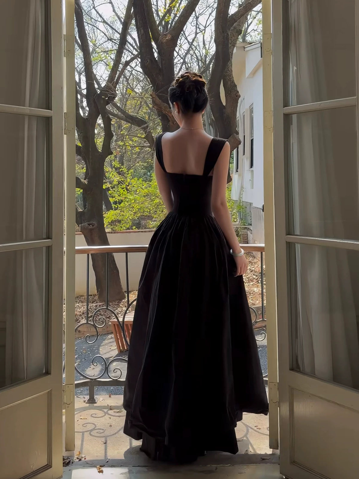 Black Fitted Evening Maxi Dress - garment detail