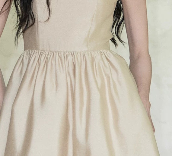 Sleeveless Round-Neck A-Line Cocktail Midi Dress - garment detail