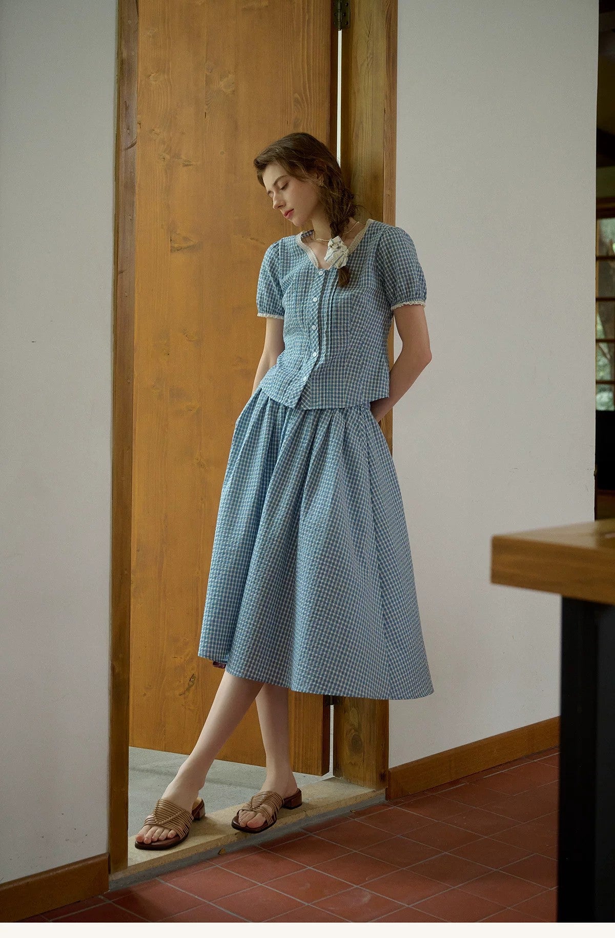 Vintage Commute Women French Elegant V Neck Linen Two Piece Set Matching Cropped Top and Skirt Retro Temperament Outfit Daily Casual Linen Matching Set