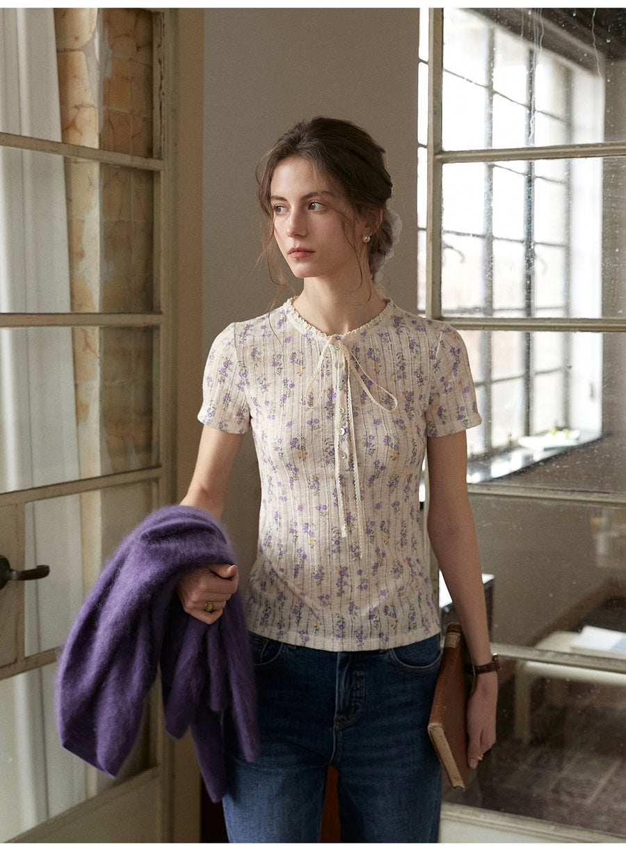 French Retro Textured Floral Knit T-Shirt Women Short Sleeve Lace Trim Neck Top