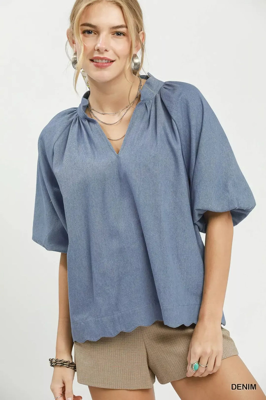 Chambray Scallop Hem Puff Sleeve Top
