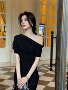 One-Shoulder Ruched Fitted Dress - Black / Long