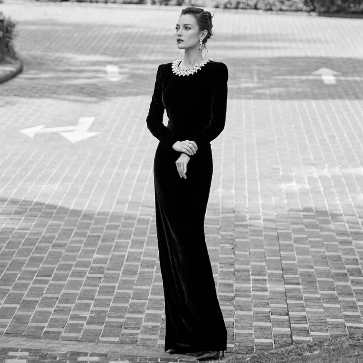 Black Embellished-Neck Velvet Maxi Dress - Black