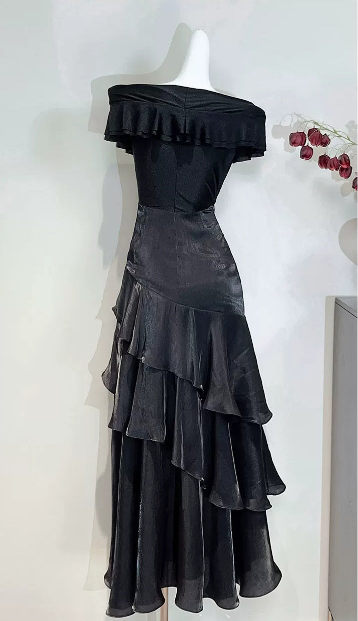 Black Off-Shoulder Ruffle Mermaid Evening Dress - garment detail