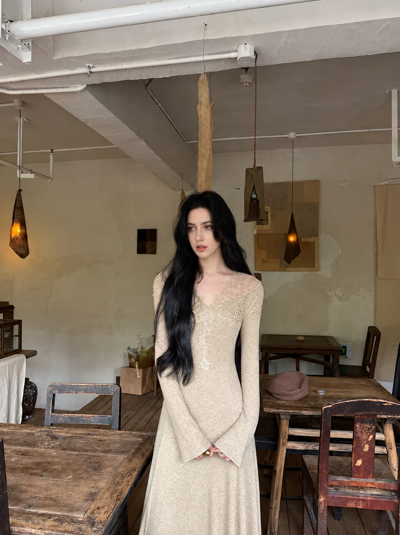 Lace-Trim Long-Sleeve Knit Evening Maxi Dress - Oatmeal