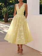 Women's V-Neck Sleeveless Floral Evening Dress