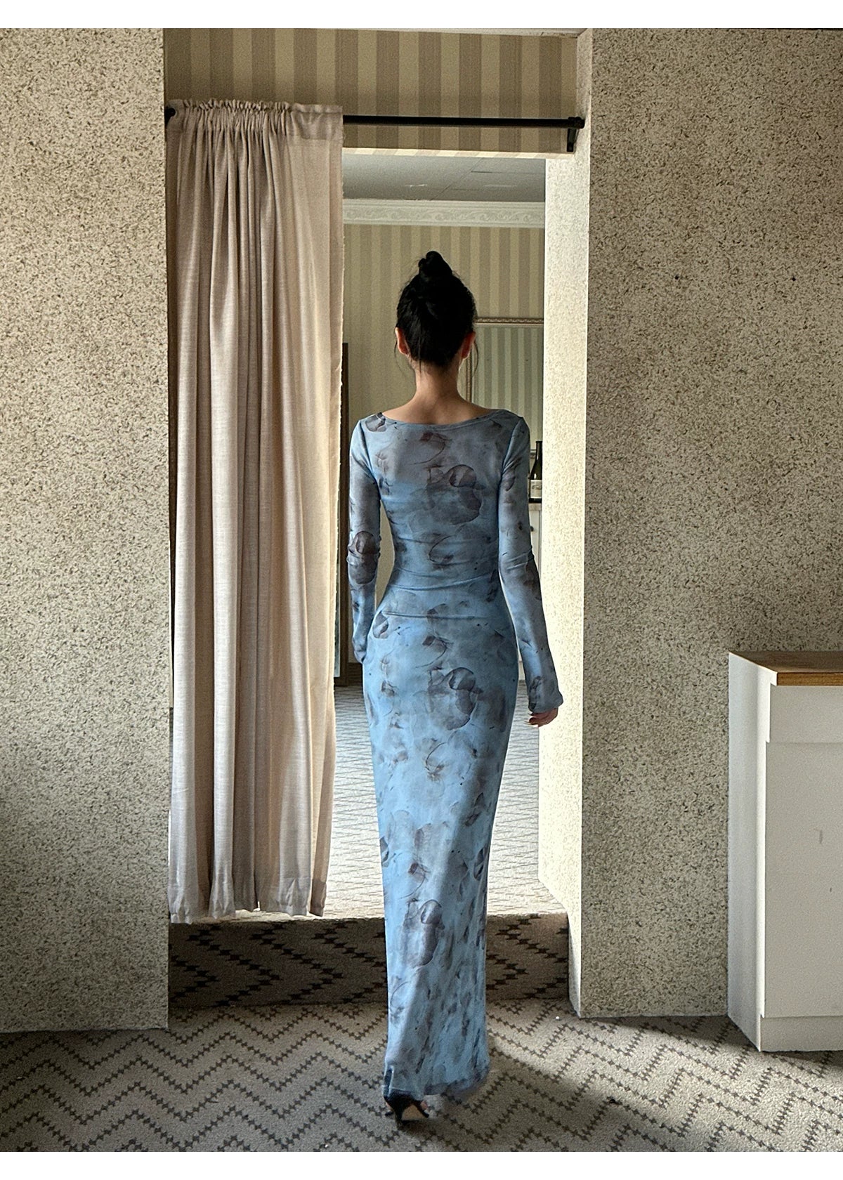 Blue Floral Ring Front Long Sleeve Maxi Dress - detail or back view