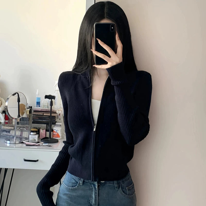 白色毛衣针织开衫外套女2026春秋新款温柔风外穿拉链通勤打底上衣