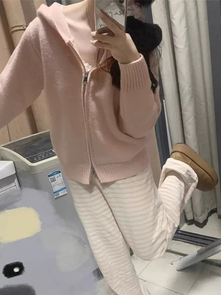 潮牌学生连帽卫衣针织开衫毛衣女秋冬时尚软糯纯色百搭外套上衣厚