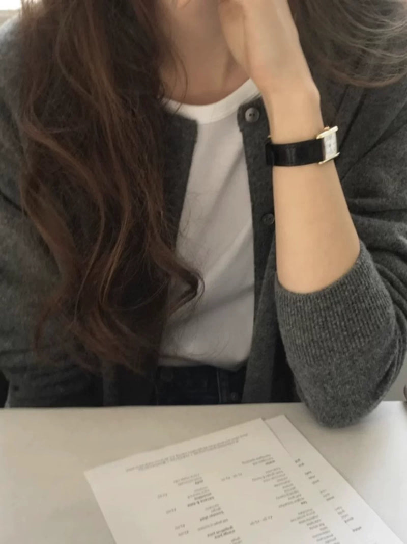 春秋针织衫毛衣开衫女大码胖mm微胖灰色显瘦圆领外搭上衣外套冬季