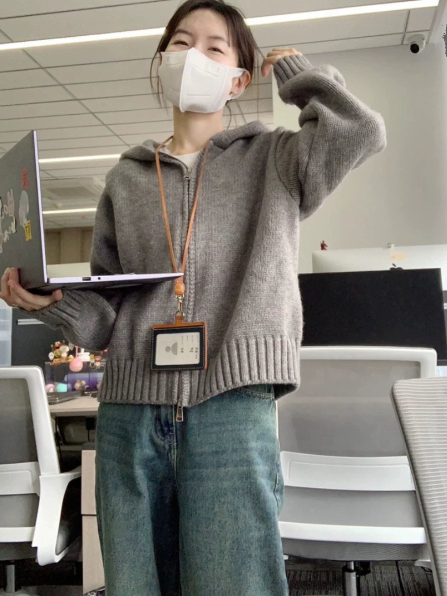 潮牌学生连帽卫衣针织开衫毛衣女秋冬时尚软糯纯色百搭外套上衣厚