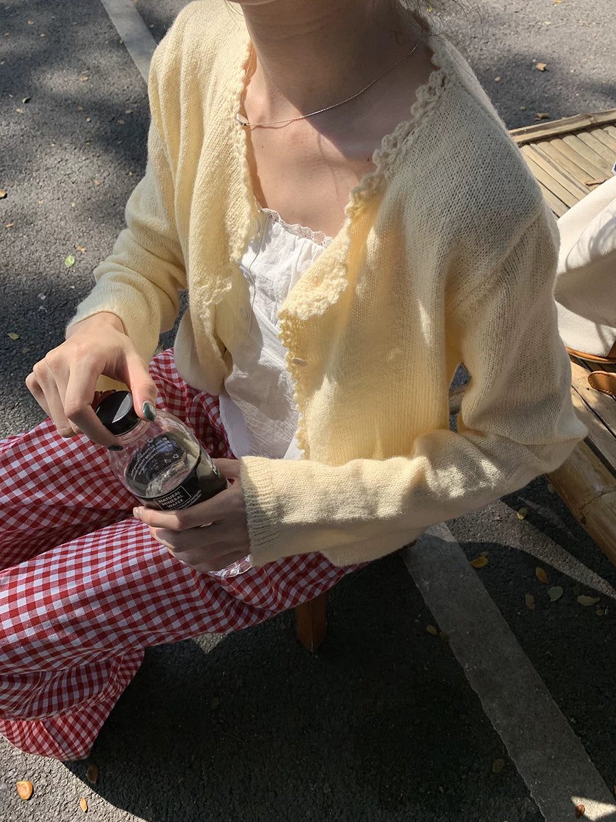 馨帮帮  手工钩花边针织开衫女温柔风软糯多巴胺百搭外搭毛衣外套
