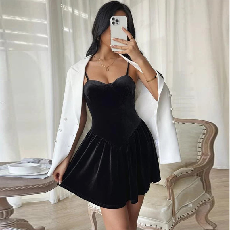 Women's Spaghetti-Strap Velvet Evening Dress