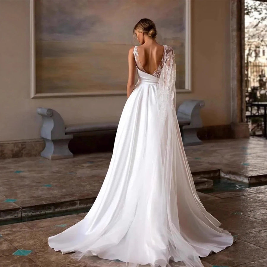 Minimalist Backless A-Line Wedding Dress with Train